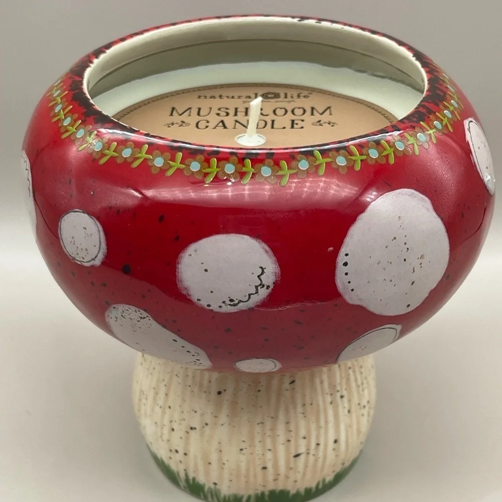 Mushroom Trinket Bowl Candle, Red/White, Scent: Neroli, NWT